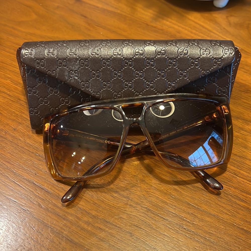 Gucci sunglasses